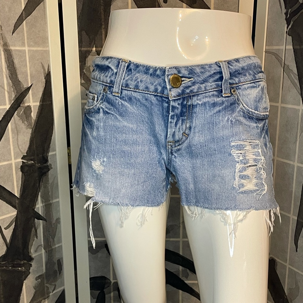American Eagle jean shorts! Size 8